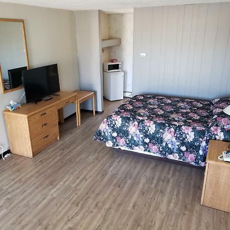Rainbow Motel Суифт-Каррент Экстерьер фото